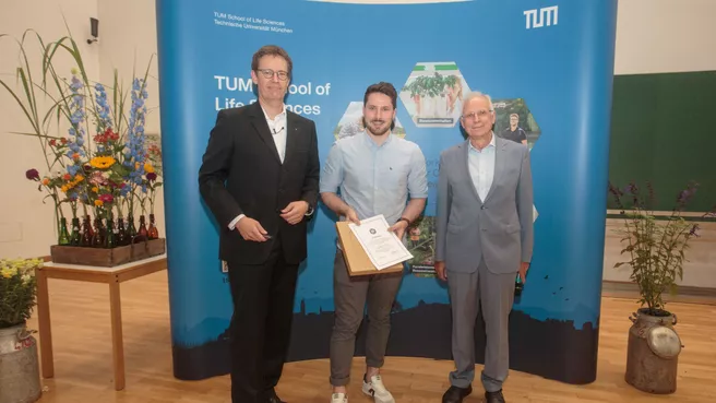 Preisträger Jodok Gerber für seine Bachelorarbeit im Bereich Bio- und Lebensmitteltechnologie 