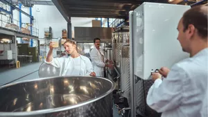 Employees of the start-up LikeLouis at the TUM Venture Lab Food-Agro-Biotech