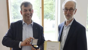 honorary professor Hubert Spiekers receives Max Eyth Medal
