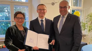  Verleihung der Medaille und Verabschiedung von Herrn Mages