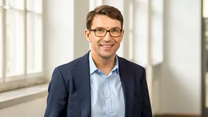 Porträt von Prof. Dirk Haller