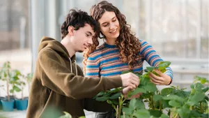 Agrarstudierende der TUM im Gewächshaus Dürnast