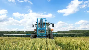 Prof. Schmidhalter vom Lehrstuhl für Pflanzenernährung nutzt optische Sensorik, um die Erträge in der Landwirtschaft zu verbessern.