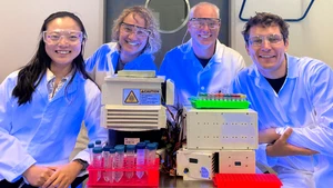 Trendel and colleagues in front of the UVEN irradiation device