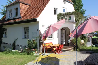 Vorhof des TUM Kinderhorts Freising