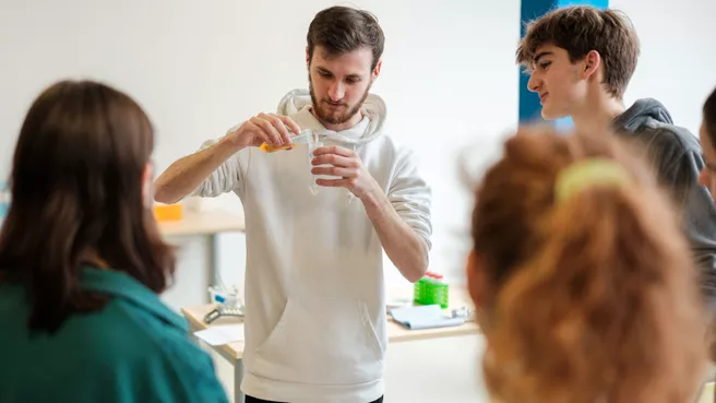 Zuccini DNA Extraktion bei einer Mitmach-Aktion