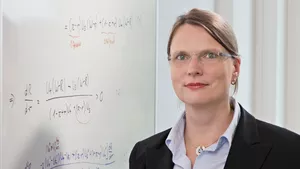 Porträt von Prof. Dr. Roosen