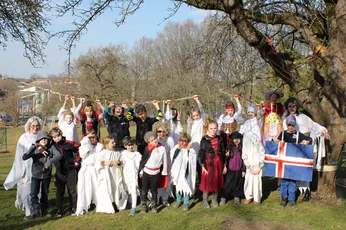 Gruppenfoto der Kinder des TUM Kinderhorts Freising