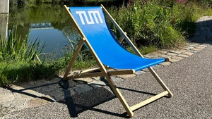 Symbolfoto für freie Studiengänge mit Liegestuhl 