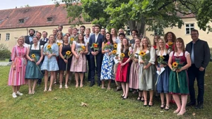 Gruppenfoto TUM Absolventen bei der Abschlussfeier der Agrar- und Gartenbauwissenschaften