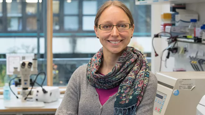 Prof. Caroline Gutjahr vom TUM Lehrstuhl für Pflanzengenetik in Weihenstephan 