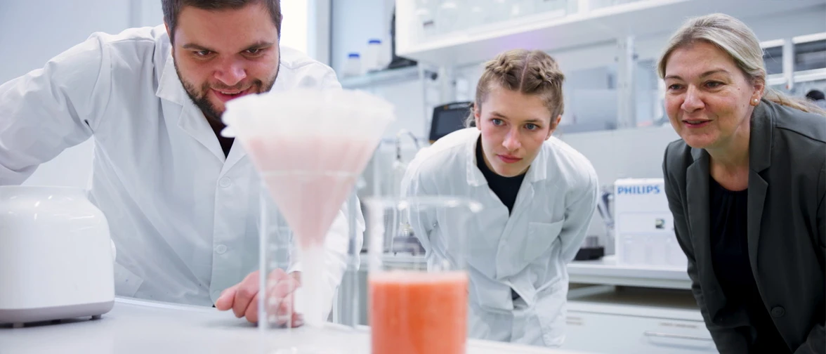  Master's students brewing and beverage technology in Weihenstephan