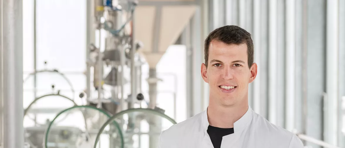 Masterstudent Brauwesen und Getränketechnologie in der Versuchsbrauerei Weihenstephan. Masterstudent in der Forschungsbrauerei Weihenstephan