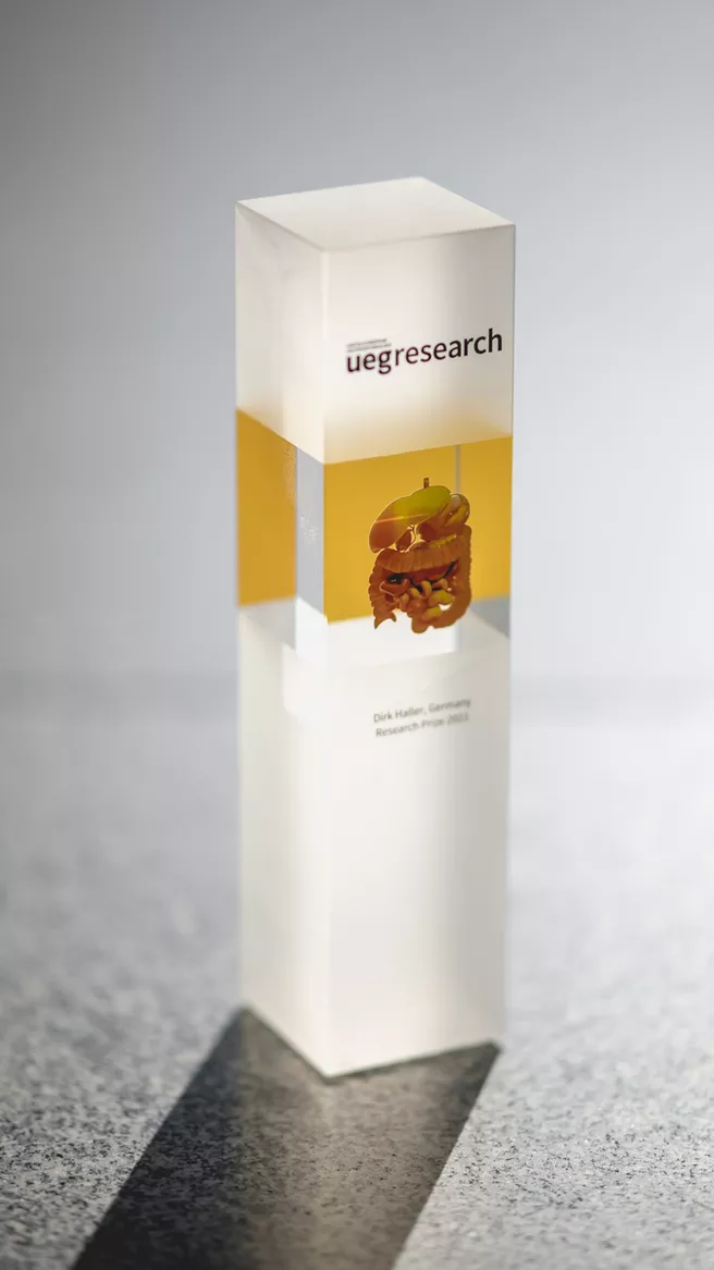 Picture of the award to Prof. Haller was awarded