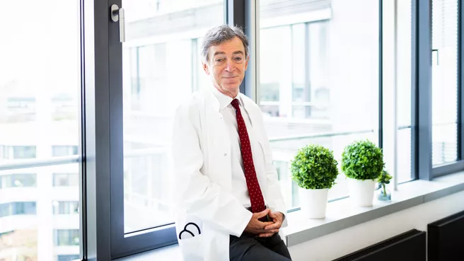 Porträt von Prof. Hauner 