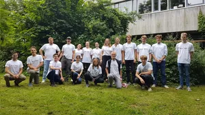 Group picture of students of the project tiny-forest