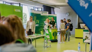 Studenten bei der Agrar Karrieremesse