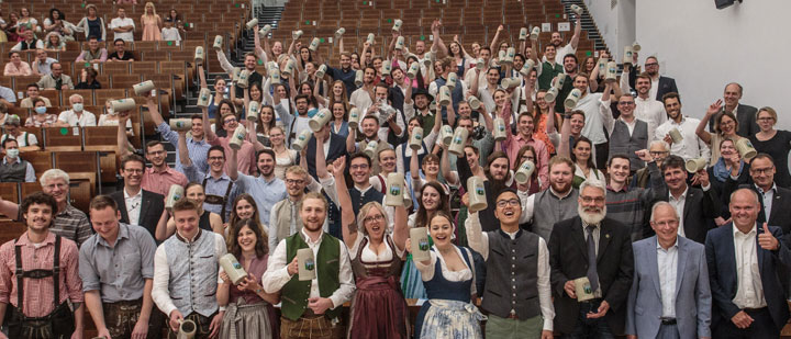 Absolventenverabschiedung 2022 aus dem Bereich Brau- und Lebensmitteltechnologie sowie Bioprozesstechnik Preise für die besten Absolventinnen und Absolventen 2022 aus dem Bereich Brau- und Lebensmitteltechnologie sowie Bioprozesstechnik