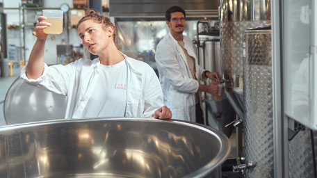 Brauwesen, Lebensmitteltechnologie und Bioprozesstechnik studieren an der TUM School of Life Sciences Brauwesen, Lebensmitteltechnologie und Bioprozesstechnik studieren an der TUM School of Life Sciences