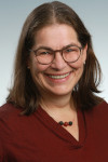 Dr. Eva Bauer Dr. Eva Bauer
